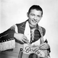 Cantante Bobby Helms
