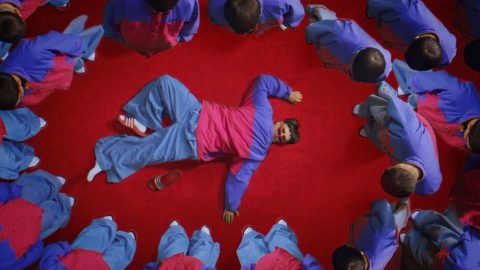 Life Goes On – Oliver Tree